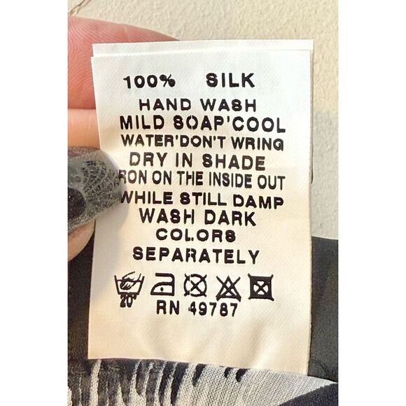 NWOT Gottex 100% Silk Black & Cream Sarong Swim Cover Up Women's Large - Picture 4 of 6